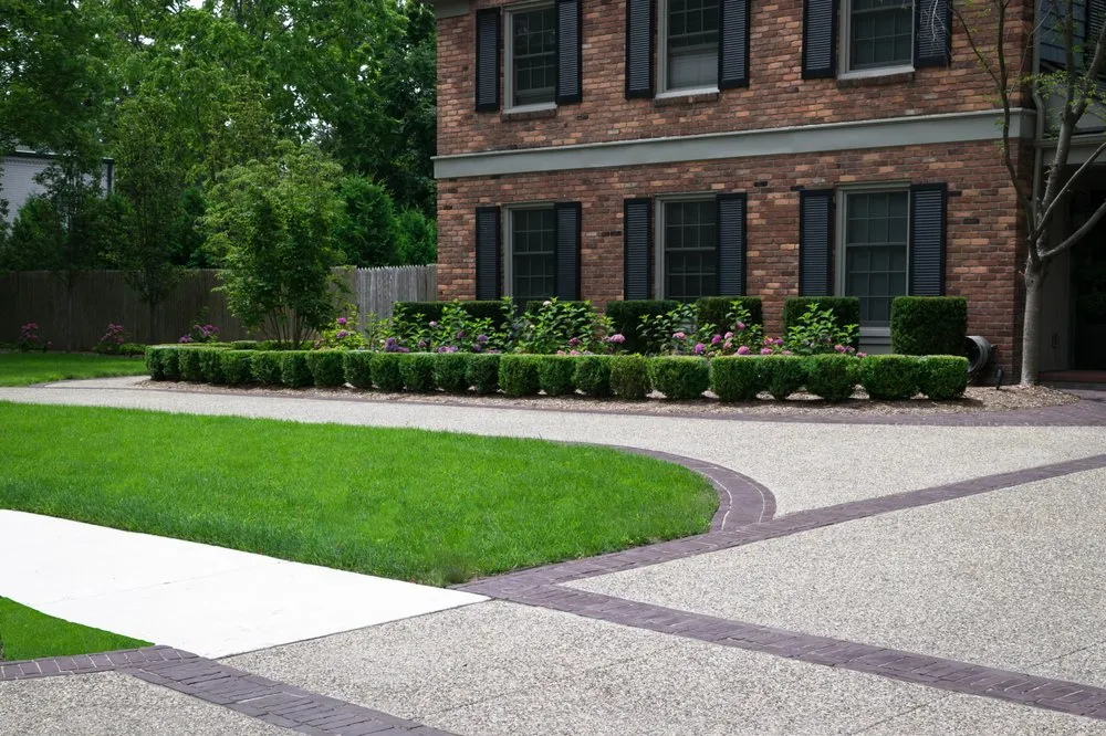 Custom landscape design experts serving Roseville, MI - Lucia Landscaping