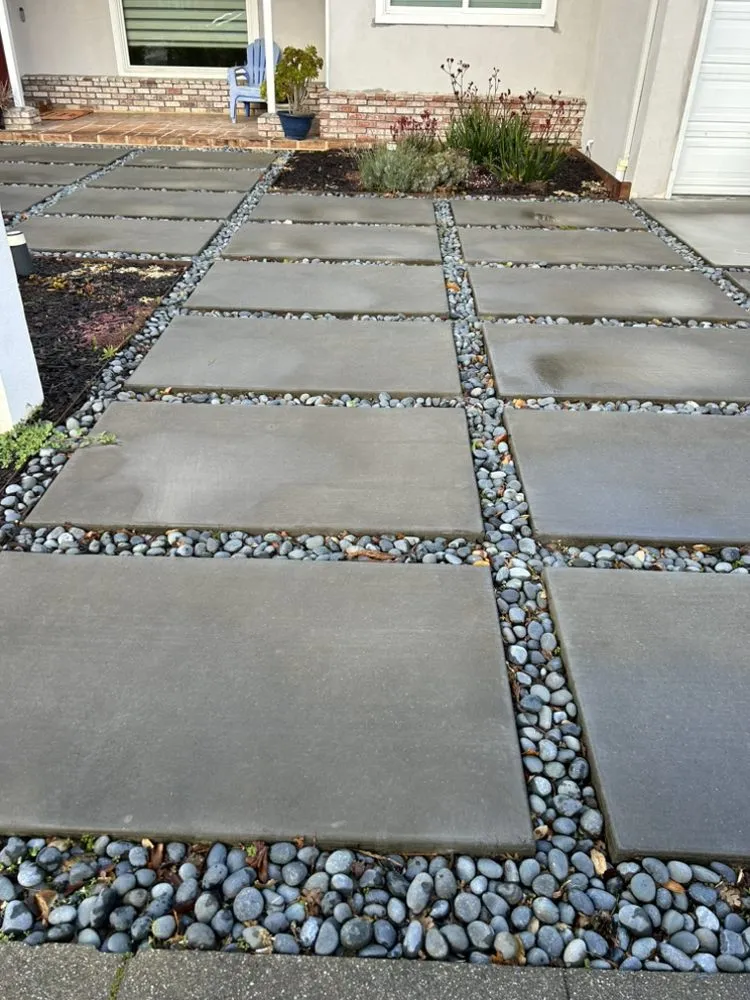 Custom yard cleanup service experts serving Redwood City, CA - Luciano Concrete Construction