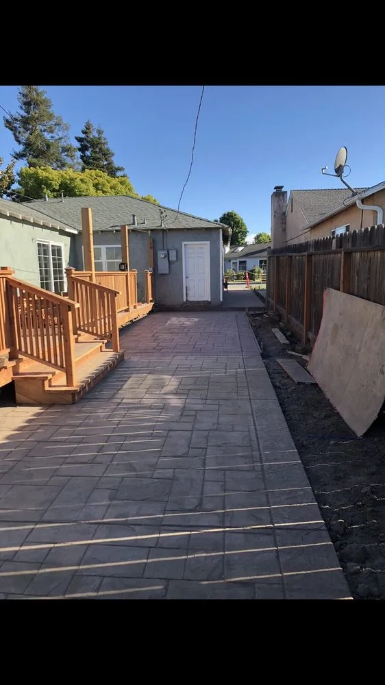 Custom lawn mowing service in Redwood City, CA by Luciano Concrete Construction