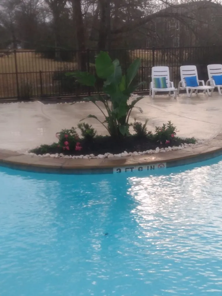 Custom residential landscaping for outdoor upgrades in Robinson, TX by Luciano's 5 Star Lawn Maintenance