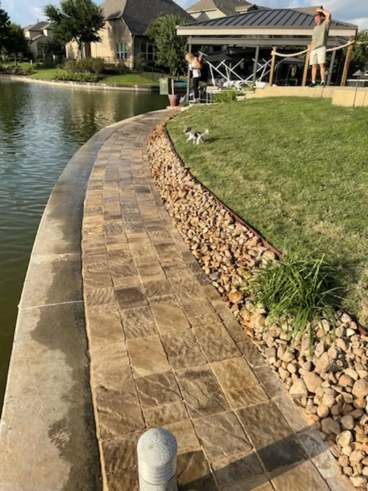 Professional yard cleanup service in Robinson, TX - Luciano's 5 Star Lawn Maintenance