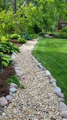 Luciano's Landscaping Logo