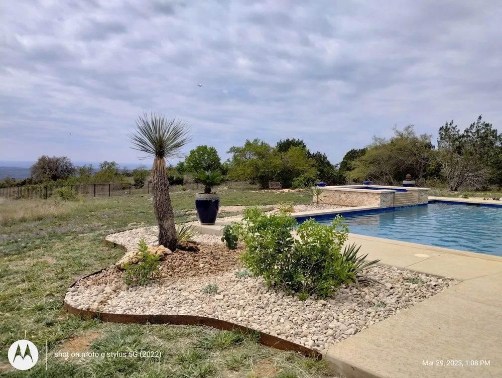 Top-rated yard cleanup service for year-round maintenance across Liberty Hill, TX - Lucid Landscaping