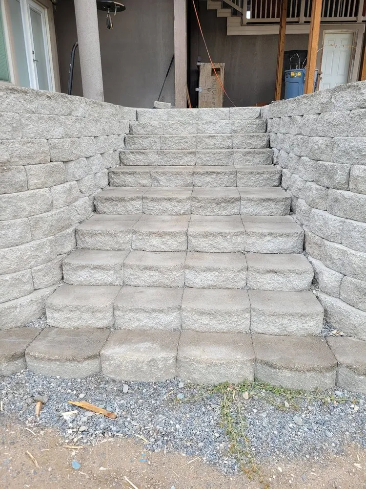 Professional yard cleanup service for homes in Yakima, WA by Lucios Landscaping