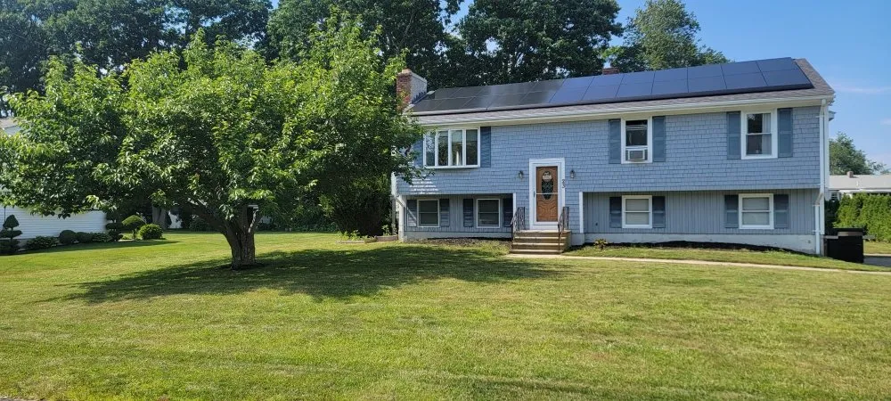 Reliable yard maintenance in Fall River, MA - Luciris lawncare