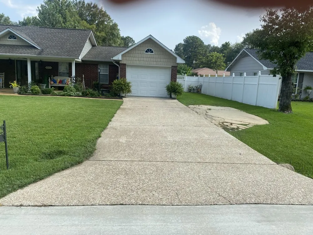 Trusted landscape design in Nettleton, MS by Luciwolf Handyman & Lawncare Service