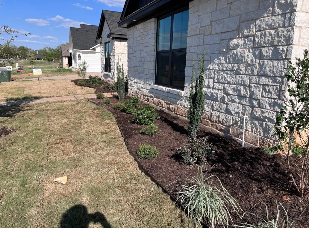 Affordable lawn care service for homes in Rockwall, TX by Lucki landscaping