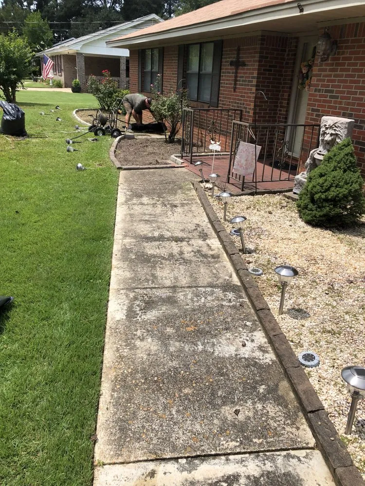Custom yard cleanup service experts serving Notasulga, AL - Luck's Outdoor Solutions