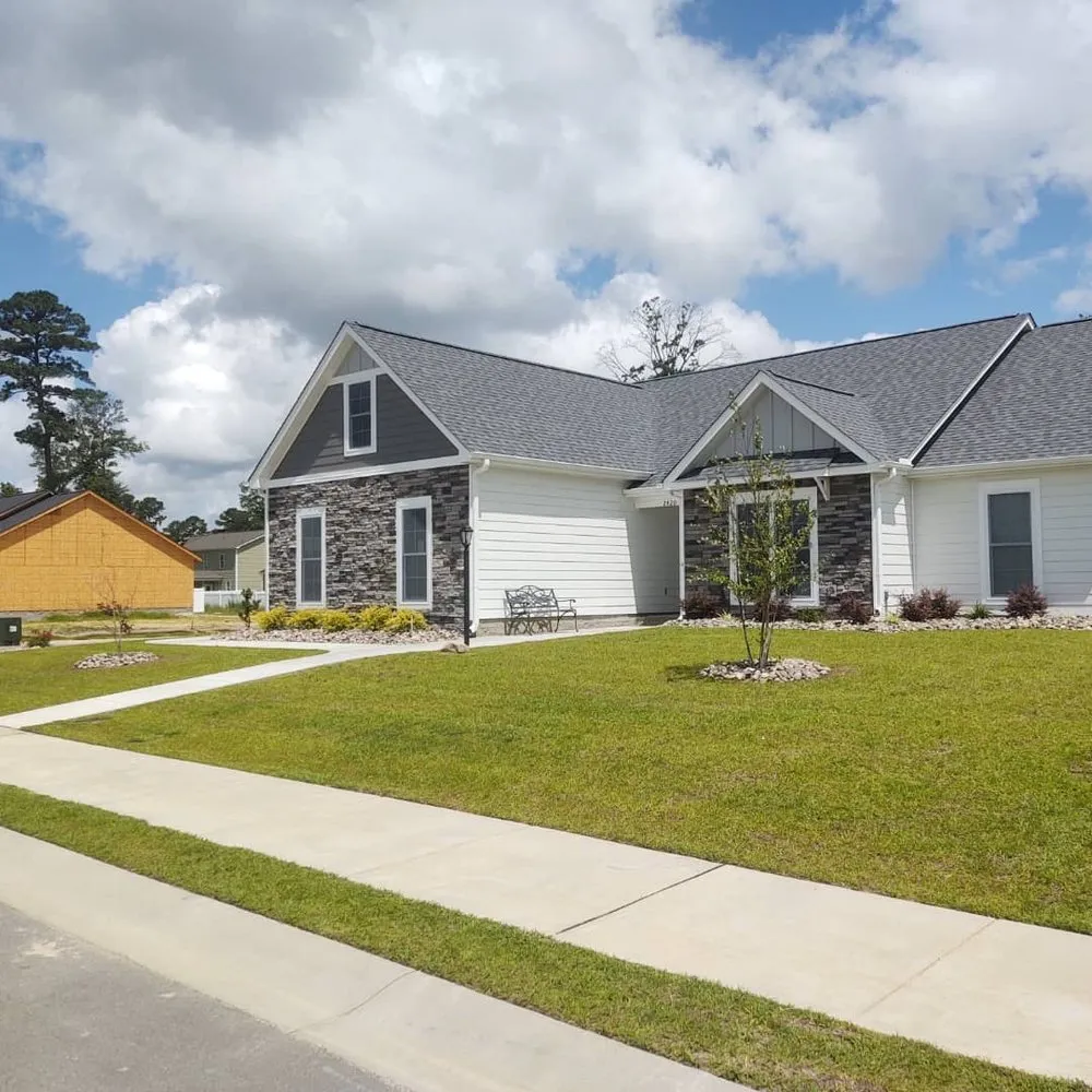 Top-rated yard maintenance in Newport, NC - Lucky 13 Lawn Care