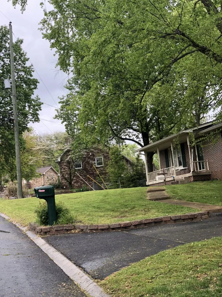 Professional outdoor landscaping experts serving Lebanon, TN - Lucky 7 Lawn, Landscaping & Cleaning Services