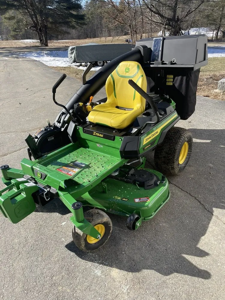 Expert lawn mowing service in Pittston, ME by Lucky Clover Lawncare