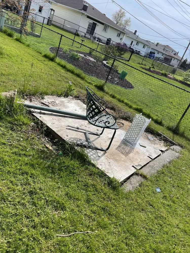 Affordable lawn mowing service for residential properties across Depew, NY - Lucky Lawn Care Services