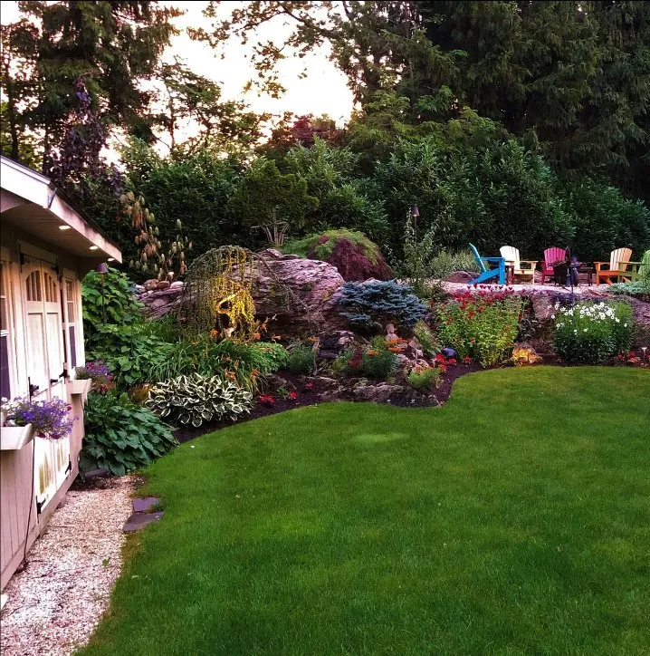 Local yard cleanup service in Stamford, CT - Lucky Lawn