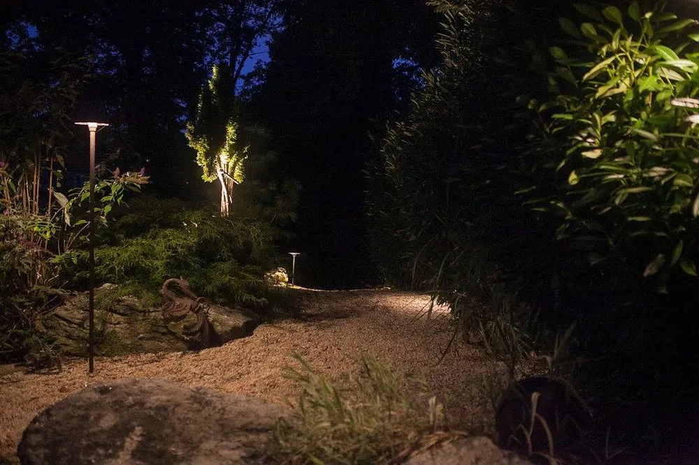 Reliable garden landscaping experts serving Stamford, CT - Lucky Lawn