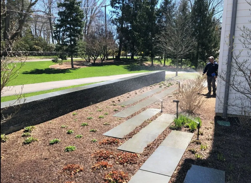 Top-rated lawn mowing service for outdoor upgrades across Stamford, CT - Lucky Lawn