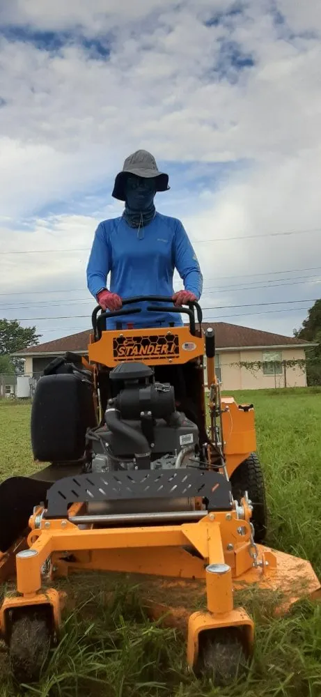 Trusted yard maintenance in North Port, FL - Lucky Maple Landscaping