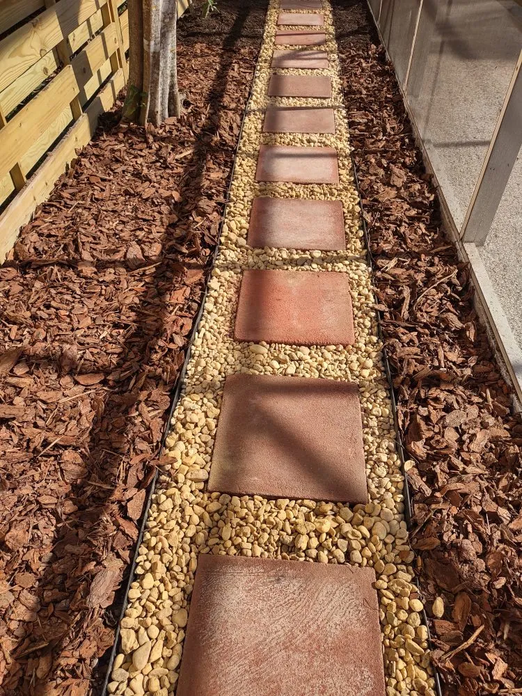 Top-rated residential landscaping experts serving North Port, FL - Lucky Maple Landscaping