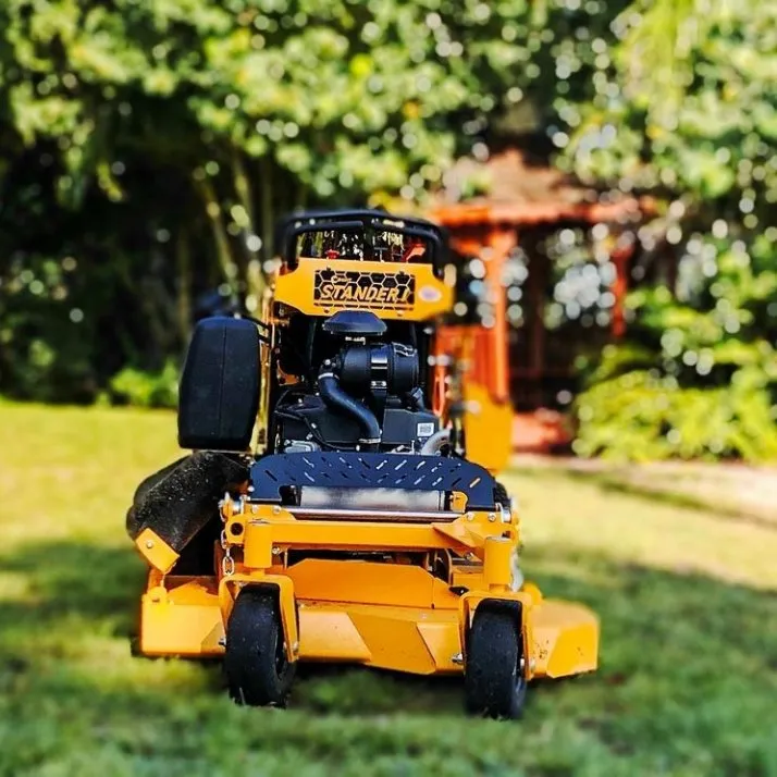 Top-rated residential landscaping experts serving North Port, FL - Lucky Maple Landscaping