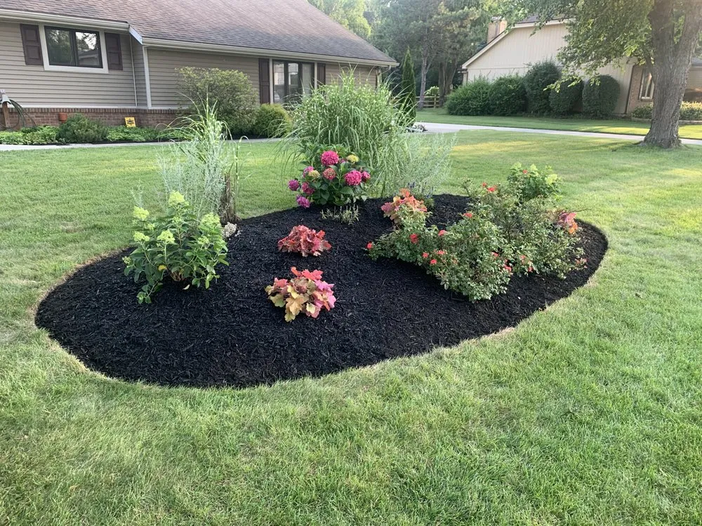 Expert outdoor landscaping experts serving Perrysburg, OH - Lucky Outdoor Services