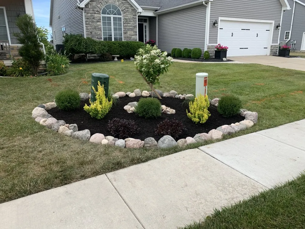 Trusted outdoor landscaping in Perrysburg, OH - Lucky Outdoor Services