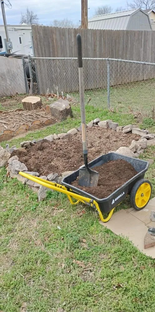Local residential landscaping experts serving Tulsa, OK - Lucky Permaculture