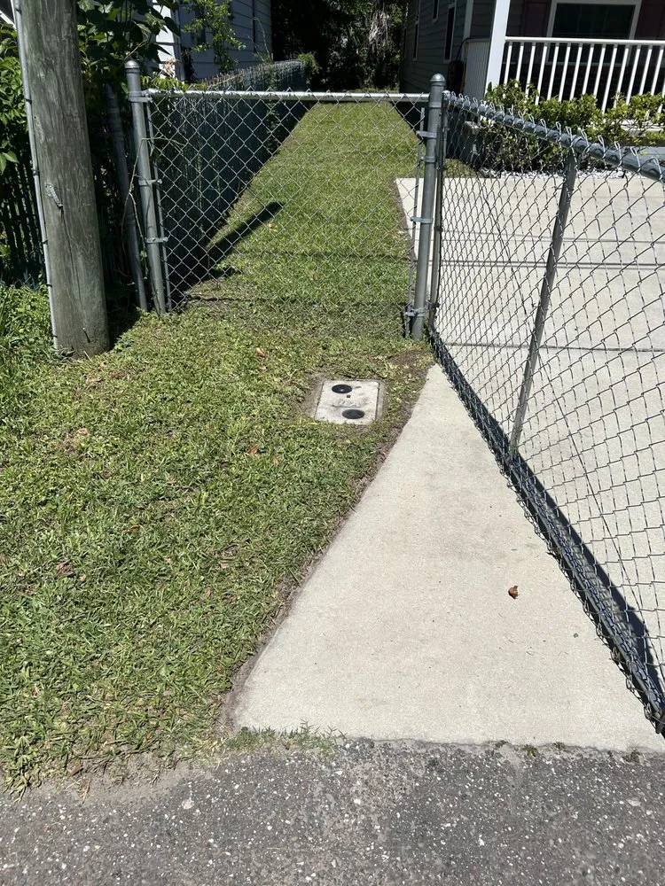 Top-rated outdoor landscaping experts serving Jacksonville, FL - Lucky Tony Lawn Service