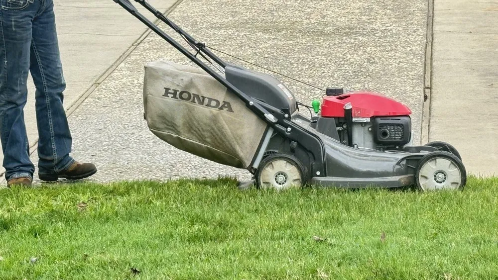 Reliable landscaping services for residential properties in Modesto, CA by Lucky4 Landscape and Maintenance