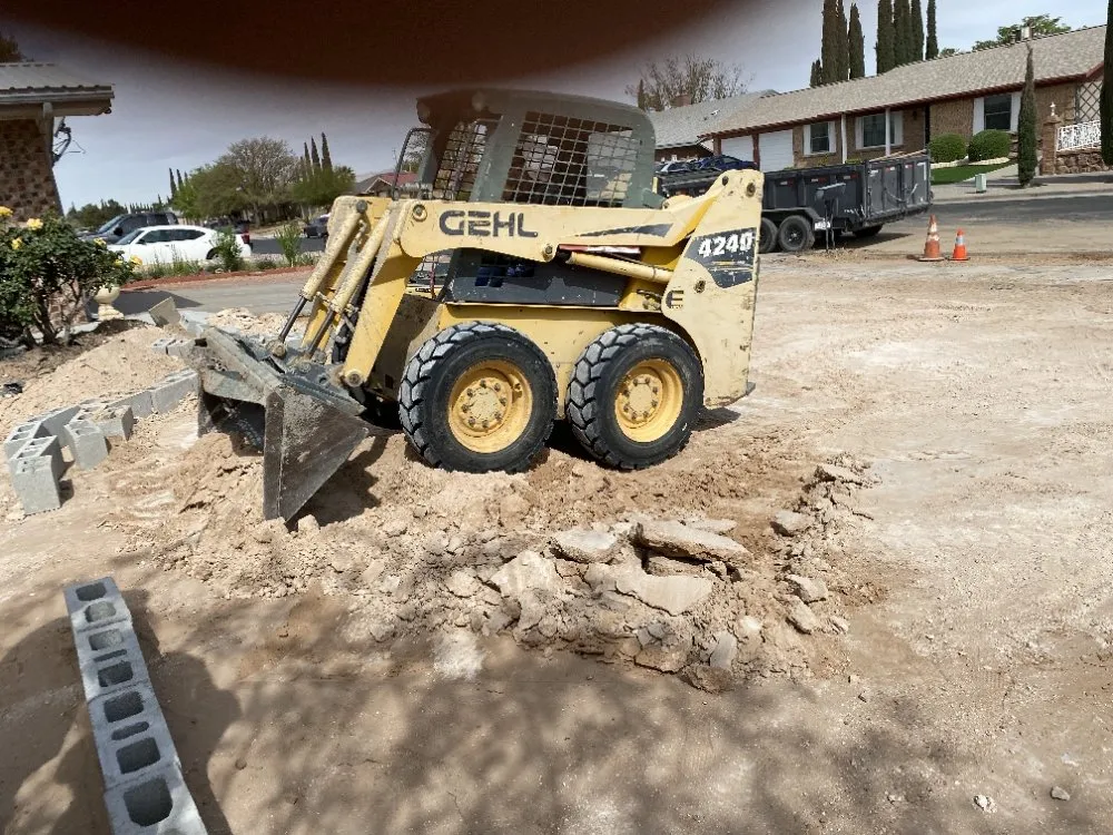 Local yard maintenance for year-round maintenance across El Paso, TX - Lucky's Landscaping and Maintenance