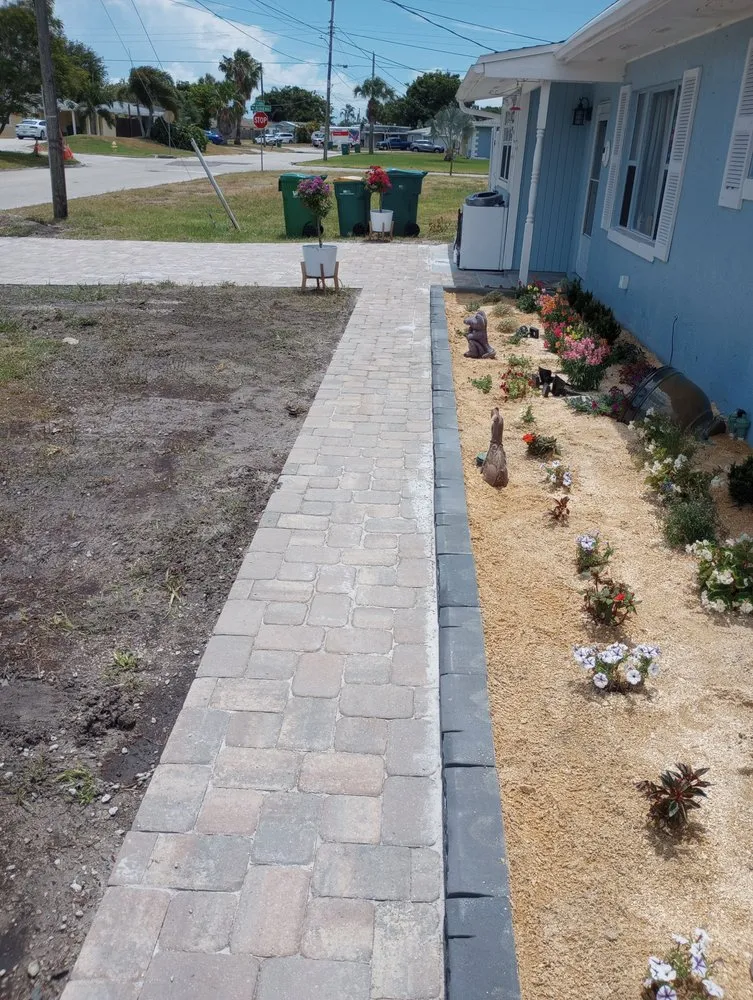 Expert landscape installation in Plam Bay, FL by Lucky's lawn maintenance