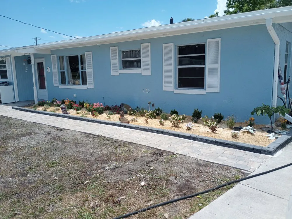 Affordable yard maintenance experts serving Plam Bay, FL - Lucky's lawn maintenance