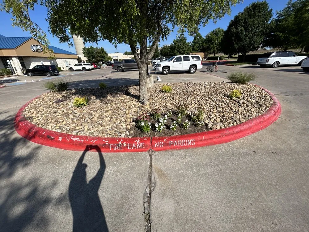 Professional yard maintenance in Waco, TX - LUCO Landworks