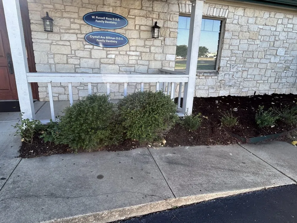 Custom lawn care service for residential properties in Waco, TX by LUCO Landworks