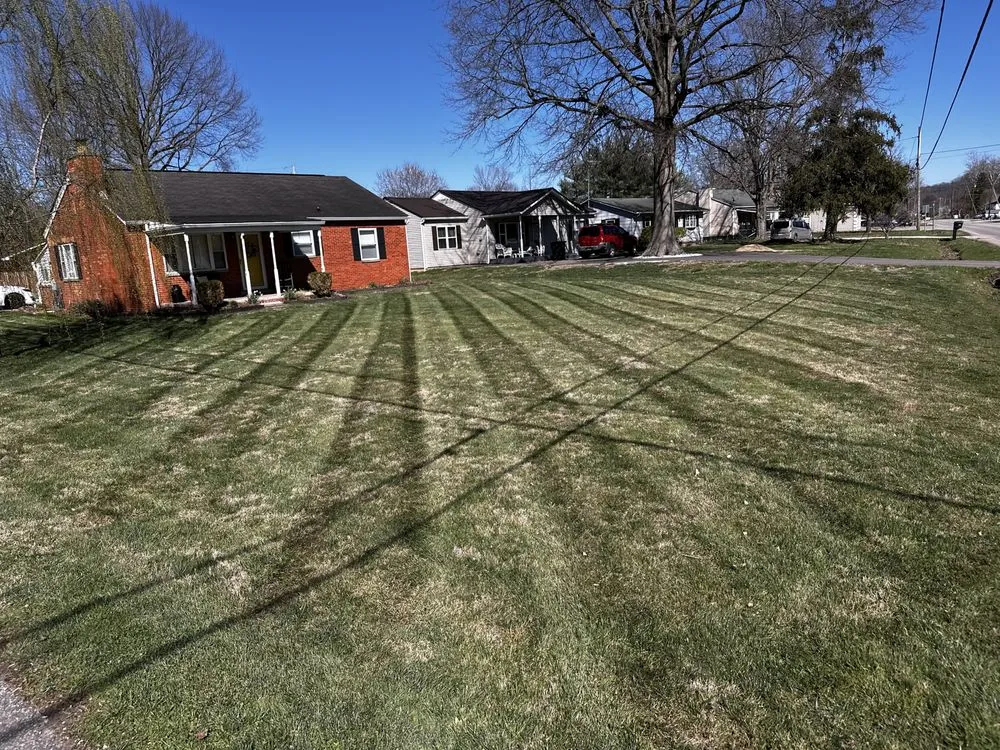 Custom yard maintenance experts serving Proctorville, OH - Luco Lawn Care & Pressure Washing