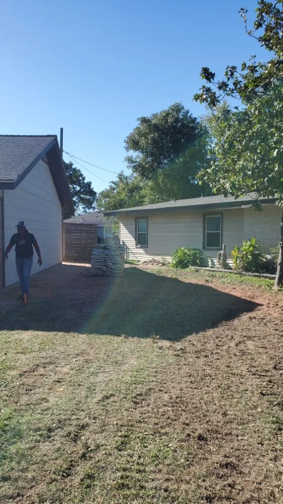 Local lawn care service in Brookshire, TX - Ludka Services