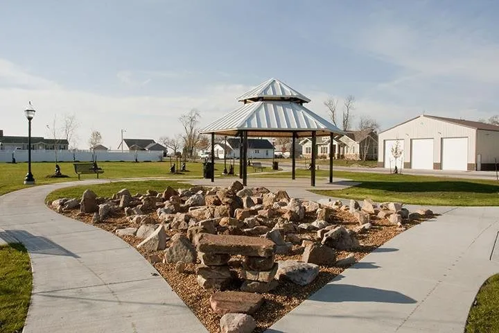 Trusted outdoor landscaping for homes in Champaign, IL by Ludwig Bros