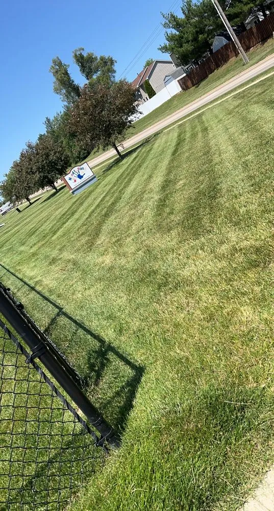 Top-rated lawn mowing service in Cedar Rapids, IA - Lueda lawn care