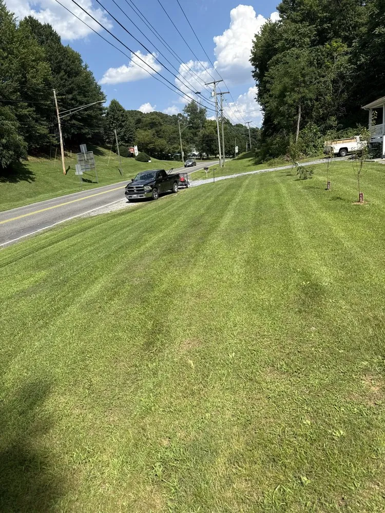 Top-rated lawn mowing service for year-round maintenance in Bent Mountain, VA by Lugo Lawn Care