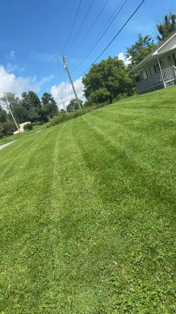 Custom lawn care service for homes in Bent Mountain, VA by Lugo Lawn Care