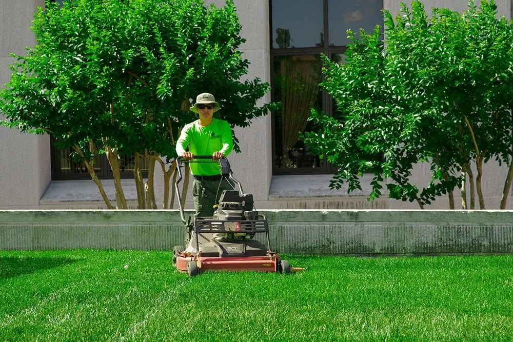 Reliable lawn care service for beautiful yards across Dallas, TX - Lugos Lawn Services