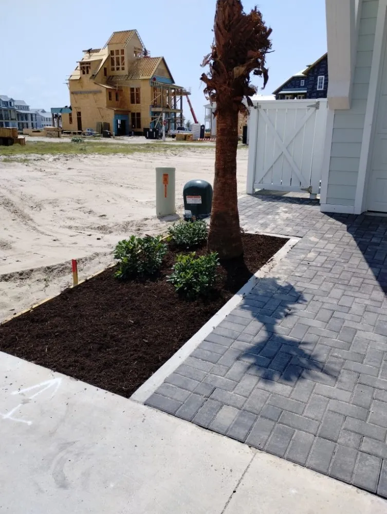 Reliable outdoor landscaping in Corpus Christi, TX - Lugo's Outdoor Services