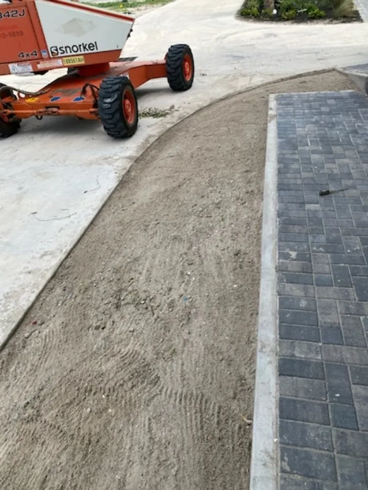 Local yard maintenance in Corpus Christi, TX - Lugo's Outdoor Services