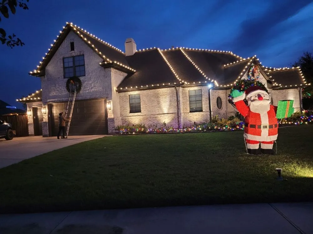 Custom landscape installation for year-round maintenance across Houston, TX - Lugo's Tree & Landscaping Services