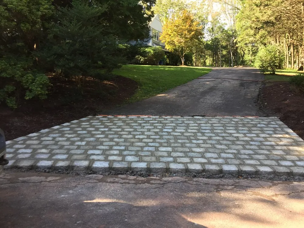 Top-rated landscape design in Orange, NJ by Luigi General Contractors Paving & Landscaping