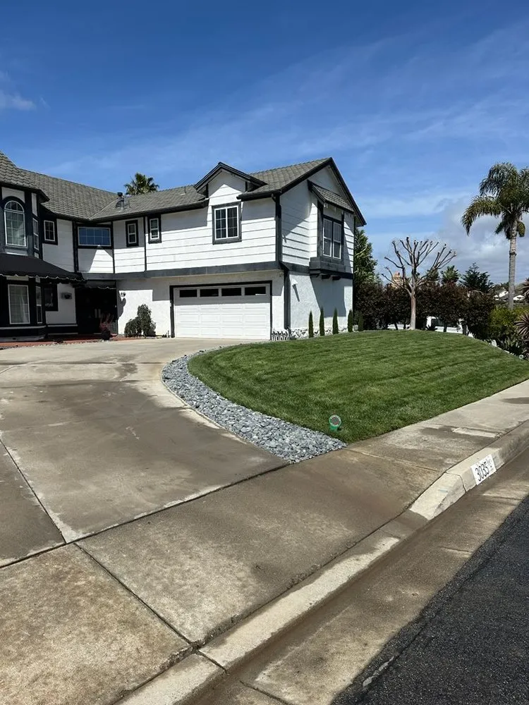 Professional garden landscaping near you in Santa Ana, CA by Luis A Putting Green