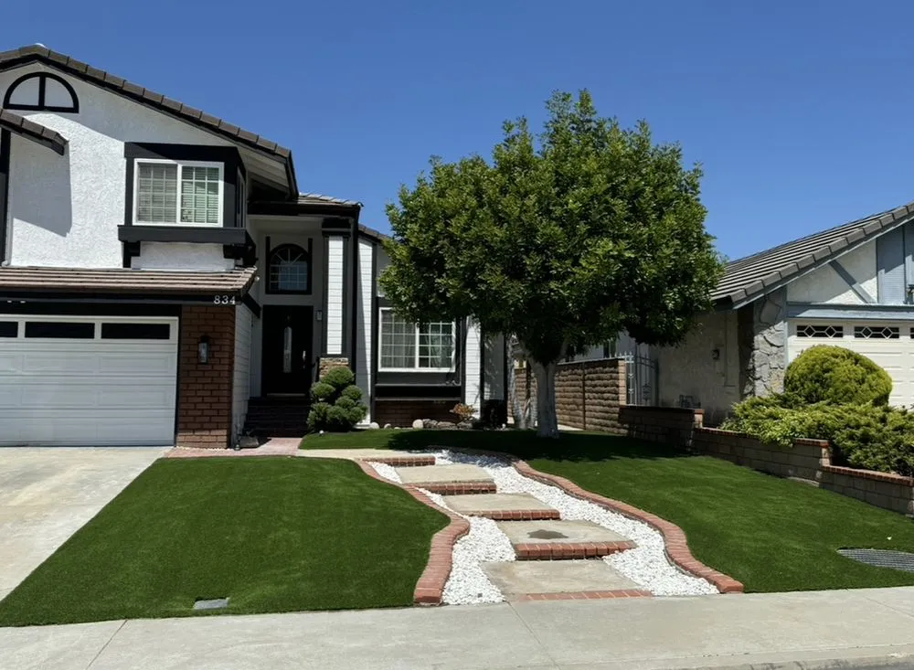 Custom yard cleanup service experts serving Santa Ana, CA - Luis A Putting Green