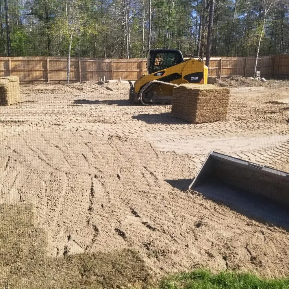 Affordable yard maintenance for year-round maintenance across Kathleen, GA - Luis Barajas Lawn Care and Tree Services