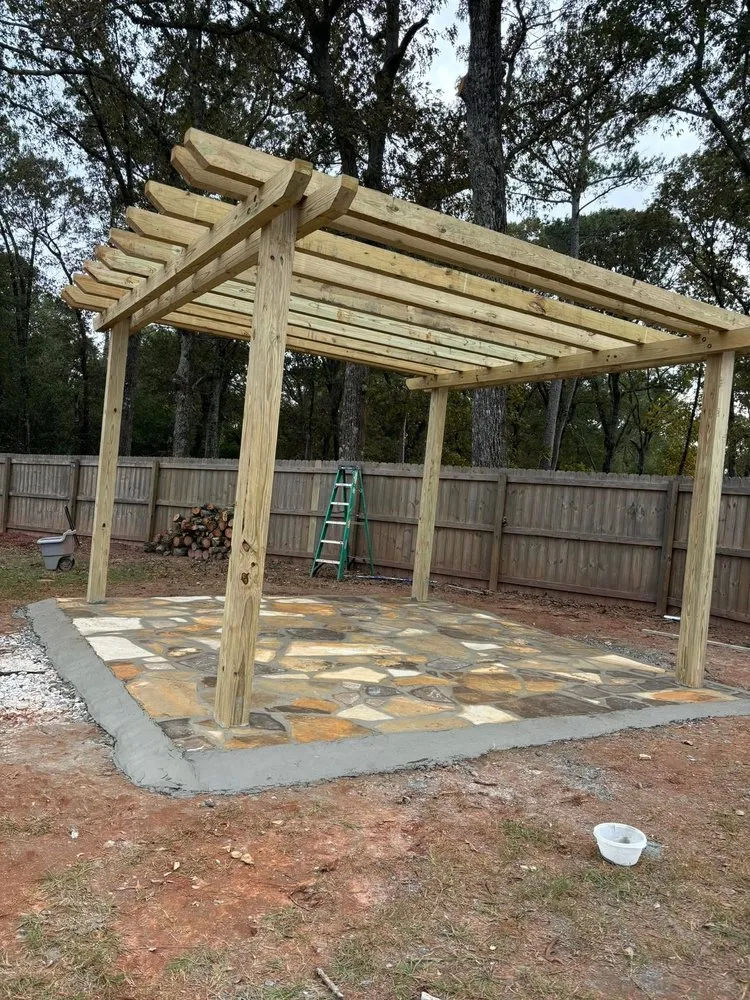 Custom landscaping services in Kathleen, GA - Luis Barajas Lawn Care and Tree Services