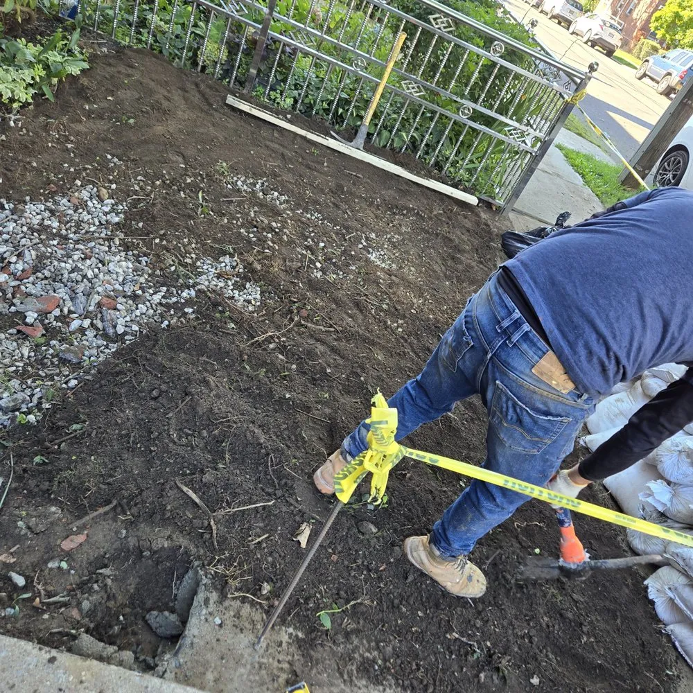 Expert yard cleanup service for homes across New York, NY - Luis Construction