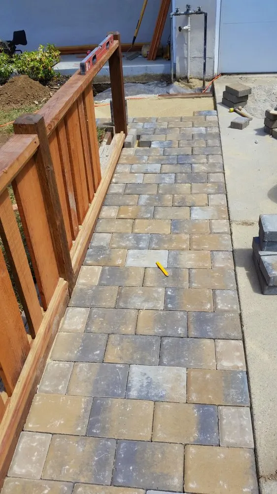 Custom yard cleanup service for residential properties in Redwood City, CA by Luis Gardening and Landscape