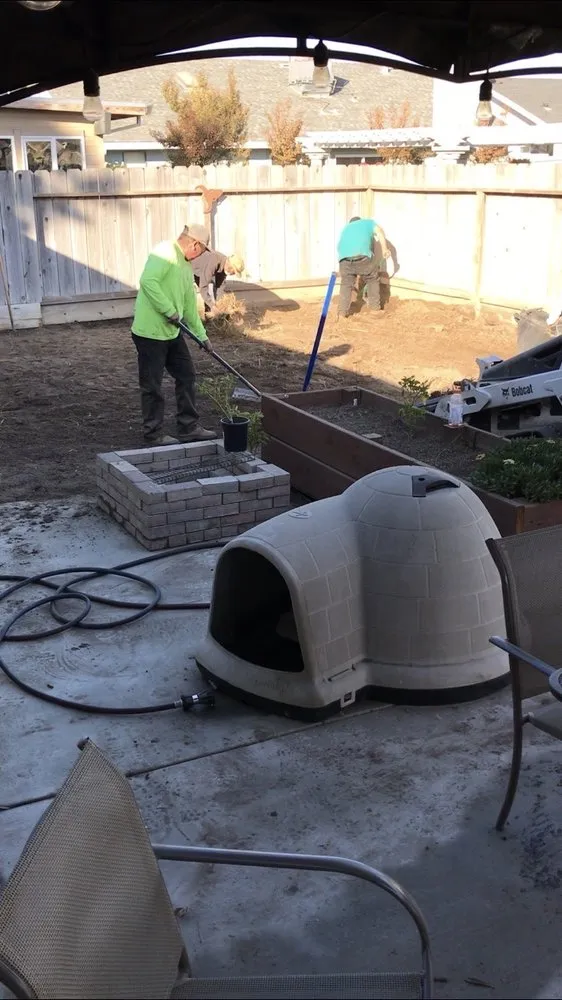 Reliable yard maintenance experts serving Modesto, CA - Luis Gardening